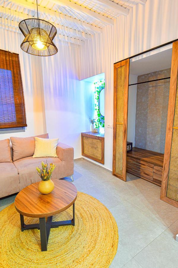 Oikia Suites Mykonos Mykonos Town エクステリア 写真